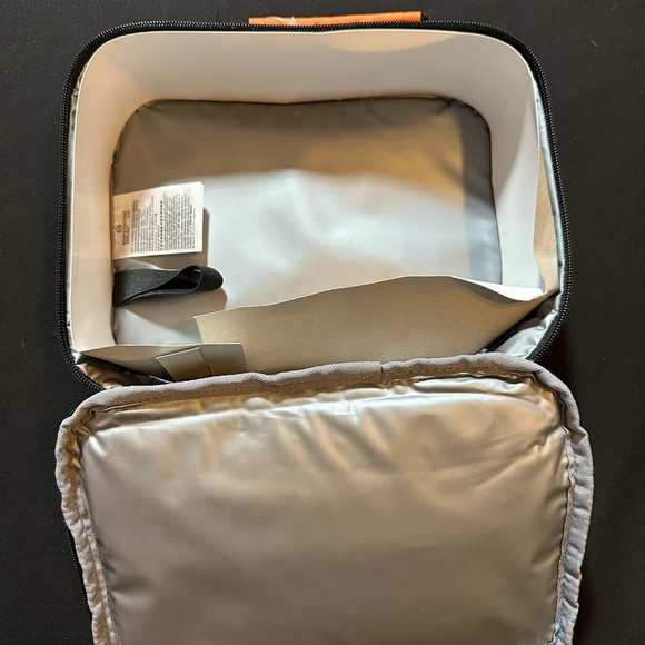 Nike Lunch Box - Picture 2 of 3